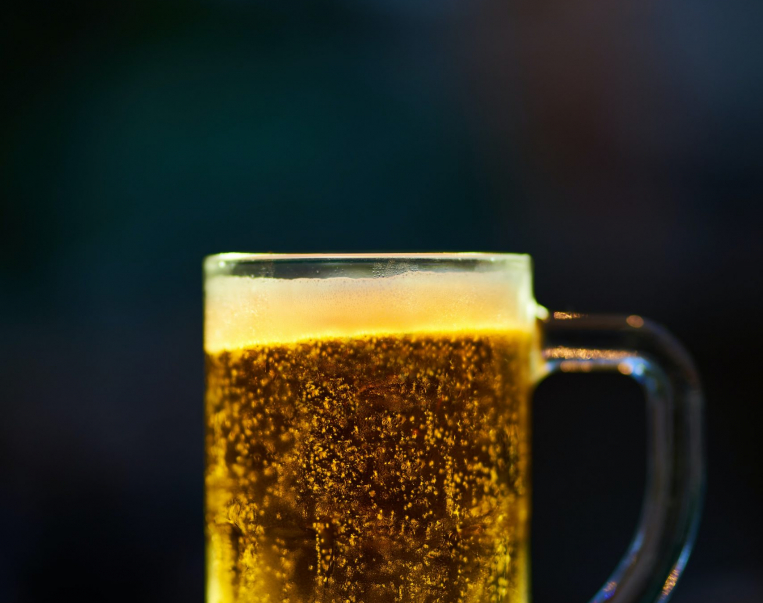 pexels-engin-akyurt-1672304